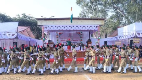 नीमकाथाना में जिला कलक्टर श्रुति भारद्वाज ने फहराया राष्ट्रीय ध्वज