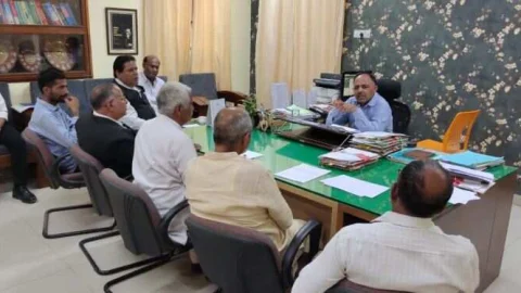 प्रत्येक मतदान केन्द्र पर बीएलए की नियुक्ति सुनिश्चित करने के दिये निर्देश