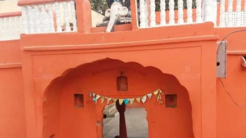 महाशिवरात्रि महोत्सव विशेष : प्राचीन शिव मठ के चमत्कारी हस्ती द्वार की दास्तां