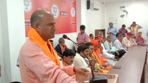 भाजपा प्रदेशाध्यक्ष सीपी जोशी व नेता प्रतिपक्ष राजेंद्र राठौड़ आए सीकर