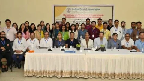 आईडीए झुंझुनू द्वारा डिजिटल डेंटीस्ट्री विषय पर कांफ्रेंस का आयोजन