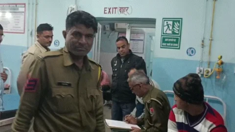 ट्रेन की चपेट में आने से 28 वर्षीय युवक हुआ घायल