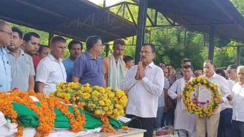 युवा मामलात व खेल मंत्री केके विश्नोई ने दी श्रद्धांजलि