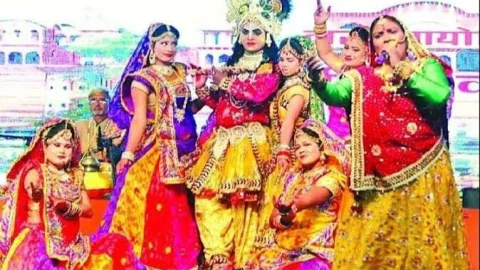 दुर्गा पूजा के अवसर पर वृंदावन के कलाकारों द्वारा 15 अक्टूबर से होगी भव्य रासलीला