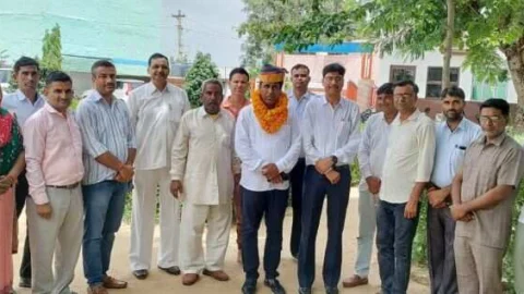 ग्राम पंचायत काजड़ा में युवा नेता रणधीर सिंह बुडानिया का किया सम्मान