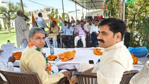 वन स्टेट वन इलेक्शन के नाम पर चुनाव नहीं कराना संविधान व कानून का उल्लंघन – रामसिंह कस्वां