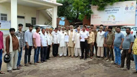 पुलिस अधीक्षक से प्रतिनिधिमंडल ने की सख्त कार्यवाही की मांग