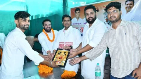 युवा कांग्रेस द्वारा सम्मान समारोह आयोजित