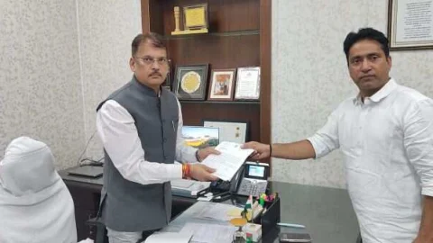 जल जीवन मिशन एवं पेयजल सम्बन्धित मुद्दों को लेकर सांसद राहुल कस्वां की शासन सचिव से मुलाकात