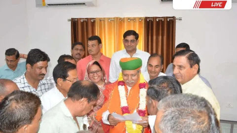 केन्द्रीय कानून एवं न्याय राज्य मंत्री और संसदीय कार्य मंत्री अर्जुन राम मेघवाल आज आए चूरू