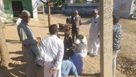 1 2 फरवरी यमुना जल रैली की तैयारी में किया प्रचार अभियान