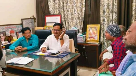 जन समस्याओं का त्वरित समाधान करें सम्बंधित अधिकारी – महर्षि