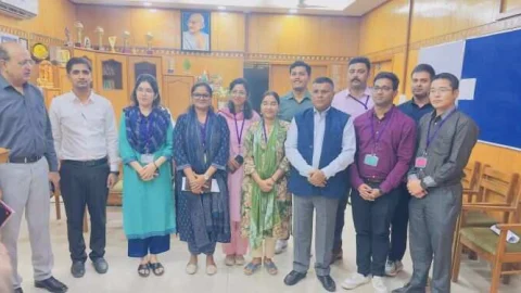 प्रशिक्षु आईएएस अधिकारियों के दल ने किया झुंझुनूं दौरा