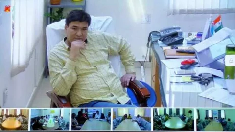 सख्त निर्देश : काम में सुुधार नहीं कर सकते तो चार्जशीट के लिए रहो तैयार