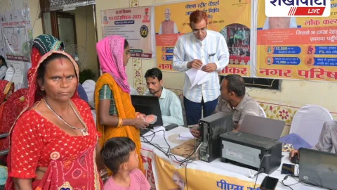 Sikar News: शिविरों में 137 ठेले वालों को सरकारी योजनाओं का लाभ