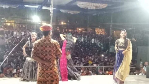 भेरुजी महाराज के मेले से पूर्व संध्या पर सांस्कृतिक कार्यक्रम