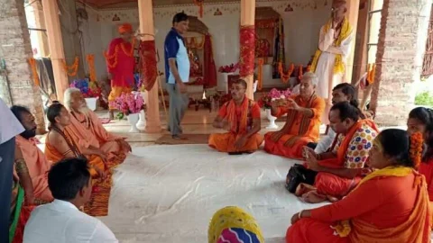 बाय कस्बे में संत समागम के साथ भंडारे का आयोजन