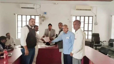 नगरपालिका खेतड़ी के परिसीमन में ग्रा.प. नानूवाली बावड़ी के राजस्व ग्राम ज्योतिबा नगर को हटाने की मांग