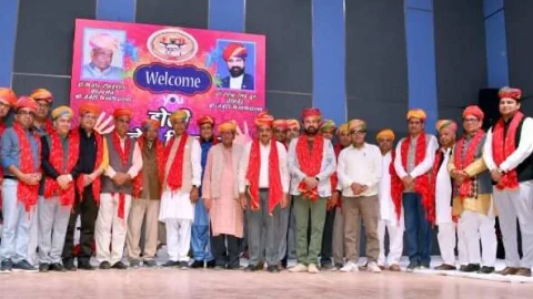 जीवन में सतरंगी रंग भरने का त्यौहार है होली – टिबडेवाला