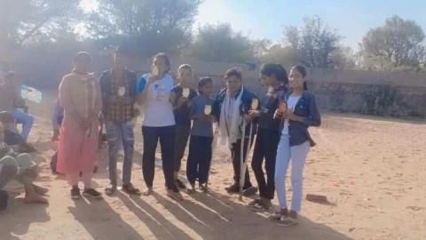 खेल का जोश लौटा: कासिमपुरा में बच्चों और युवाओं ने जमकर उठाया खेल प्रतियोगिता का लुत्फ