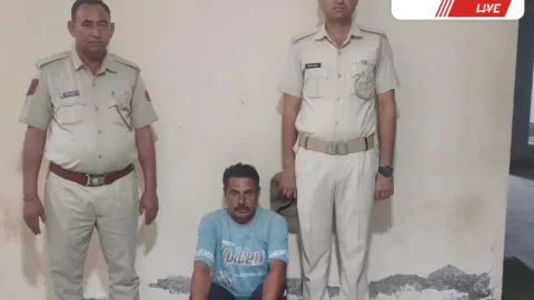 नशे में बेटे ने की माता-पिता से मारपीट