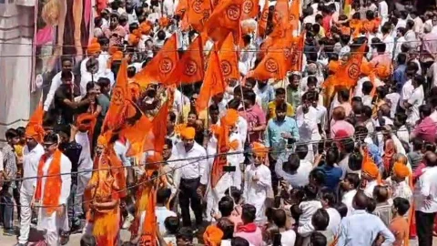 रामजन्मोत्सव पर निकली शोभायात्रा