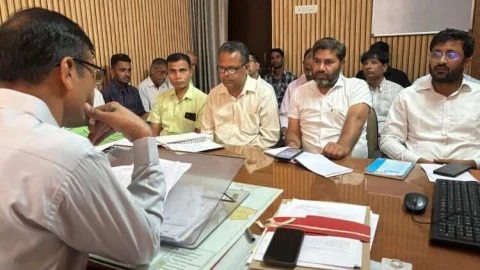 पैट्रोल पंपों पर गुणवत्ता एवं माप की करें जांच – बिजेंद्र सिंह