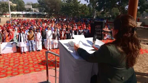 सुशासन दिवस पर नेहरू पार्क में जिला स्तरीय कार्यक्रम का आयोजन