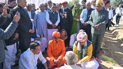 यूडीएच मंत्री झाबर सिंह खर्रा ने किया पार्क निर्माण एवं अन्य विकास कार्यों का शिलान्यास