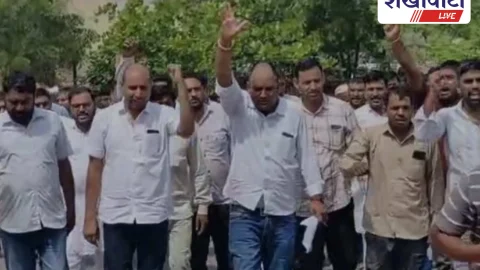 Churu News: ट्रक यूनियन ने आरसी बहाली को लेकर डीटीओ को सौंपा ज्ञापन