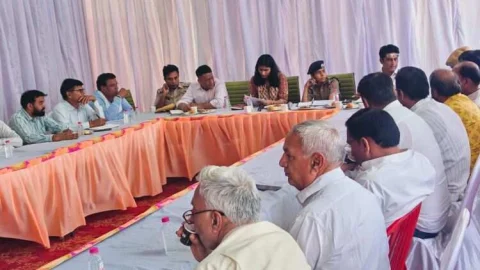 जीणमाता मेले की व्यवस्थाओं के संबंध में ली समीक्षा बैठक