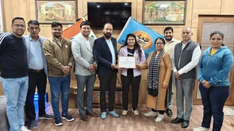 श्री जेजेटी यूनिवर्सिटी ने बैडमिंटन के दोनों ही वर्गों में विजेता बन कर देशभर में रचा इतिहास