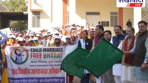 चूरू विधायक हरलाल सहारण ने रैली को हरी झंडी दिखाकर किया रवाना