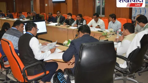 ऋण योजनाओं का अधिकतम वितरण सुनिश्चित करें: कलेक्टर