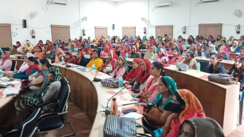 महंगाई राहत कैंप में जन सहभागिता के लिए राजीविका समूह की महिलाओं के लिए कार्यशाला का आयोजन