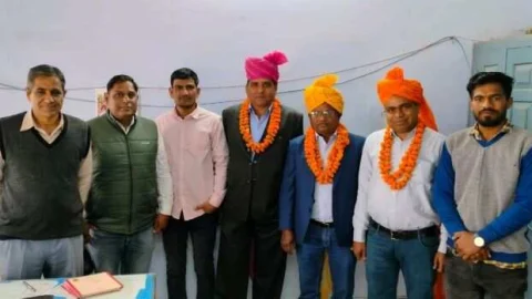 उत्कृष्ट कार्य से मिला सम्मान हम सभी के लिए गौरव की बात