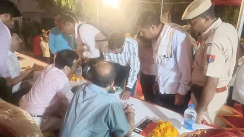 32 खातेदारों की लगभग 80 बीघा भूमि का मौके पर ही किया गया बंटवारा