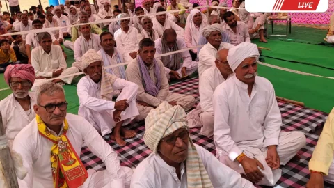 ग्राम नैयांसर में मंगल कलश यात्रा में उमङी श्रद्धालुओं की भीड़