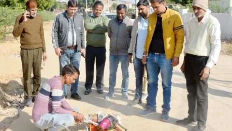 चाईनीज मांझे को जब्त कर जलाया