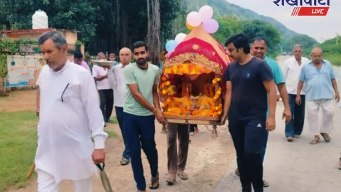 Jhunjhunu News: जलझूलनी एकादशी पर ठाकुरजी का भव्य नगर भ्रमण