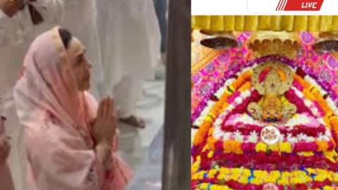 प्रीति जिंटा ने खाटूश्यामजी में किए दर्शन