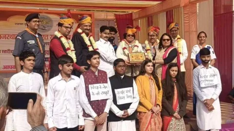 प्रिंस इंटरनेशनल के विद्यार्थियों ने दिखाई उपभोक्ता संसद की झलक