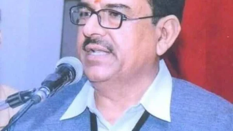 शिक्षाविद महलावत ने शिक्षा विभाग में पदोन्नति के सर्वोच्च पद पर किया कार्य भार ग्रहण