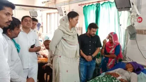 राज्य क्रीड़ा परिषद अध्यक्ष कृष्णा पूनियां ने डीबी अस्पताल पहुंचकर घायलों से पूछी कुशलक्षेम, किया निरीक्षण