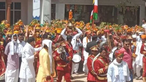 निर्झरा धाम आश्रम पर 108 कुंडीय श्रीराम महायज्ञ का भव्य आगाज