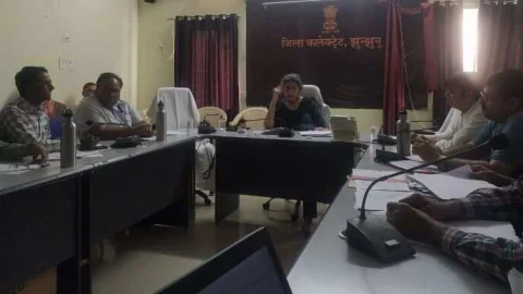 प्रतिदिन ओपीडी में 20 से कम मरीज देखने वाले चिकित्सकों को नोटिस देने के निर्देश