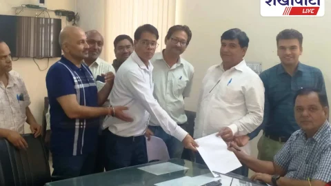 Sikar News: संविदा कर्मियों को नहीं मिली वेतन वृद्धि, निदेशालय में अटका मामला