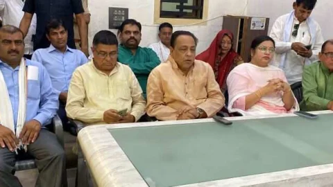 शहर व देहात ब्लॉक कांग्रेस कमेटी की कार्यकारिणी के सदस्यों का अतिथियों ने किया स्वागत