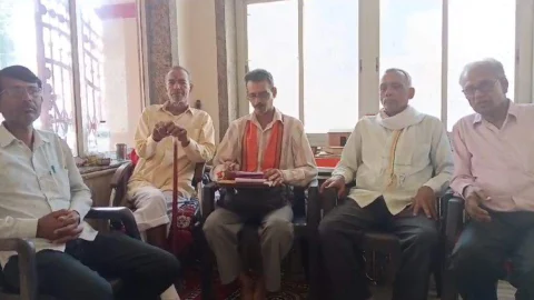 झुंझुनूं के गणेश मंदिर में आयोजित हुई अखिल राजस्थान पुजारी महासभा की बैठक