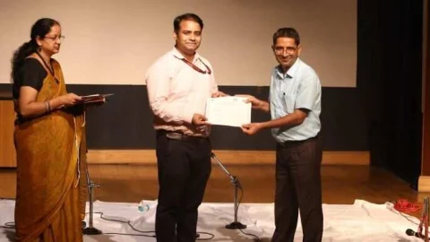 नई दिल्ली में सीकर से शिवलाल बलारा को किया सम्मानित